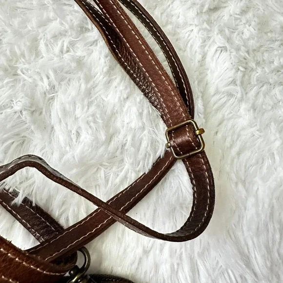 Brown Leather Crossbody Bag - Picture 4 of 9